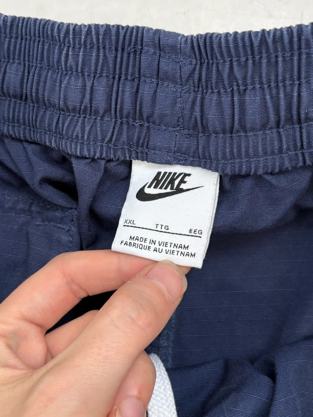 Nike Men’s 2XL Navy Blue Club Woven Cargo Pants Athletic Streetwear Baggy Y2K